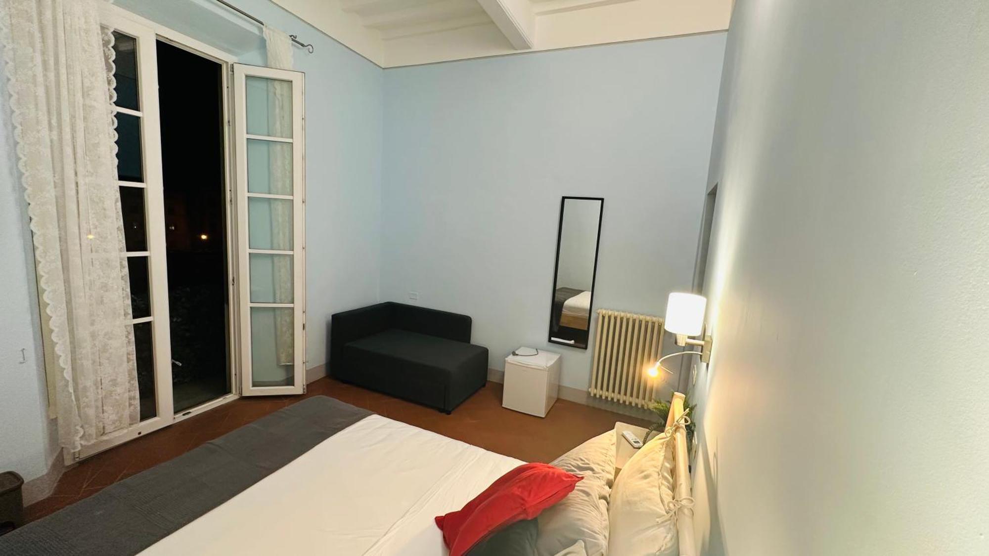 B&B - Residenza D'Epoca Piazza Cairoli Piza Zewnętrze zdjęcie